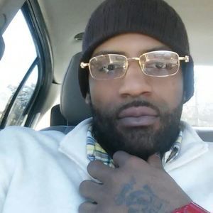 Meet your Posher, Theo